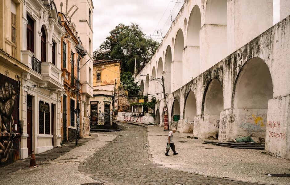 Observatório da Inteligência Artificial na Educação em América Latina e o Caribe: Uma Ação Conectada